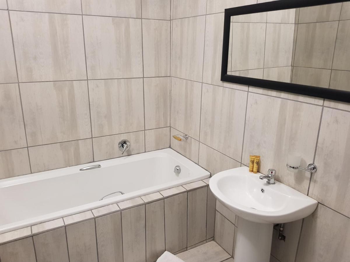 Good 2 Go Guest House Benoni Zewnętrze zdjęcie
